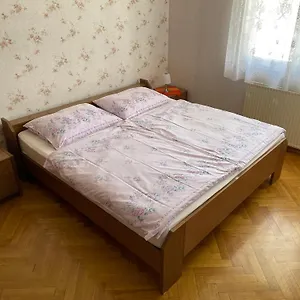 Iva Apartmán